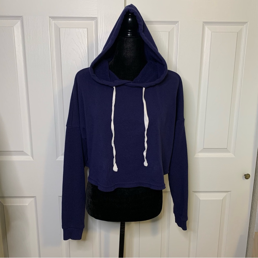 Forever 21 Cropped Navy Hoodie Sweater